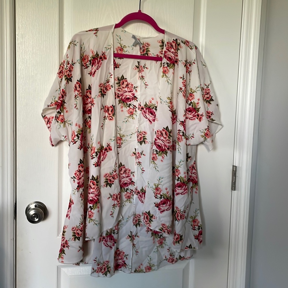 Short Sleeved Floral Kimono Cardigan